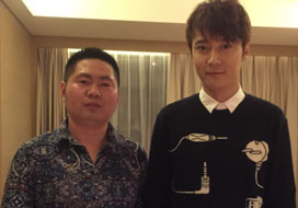 广州长征与明星合影